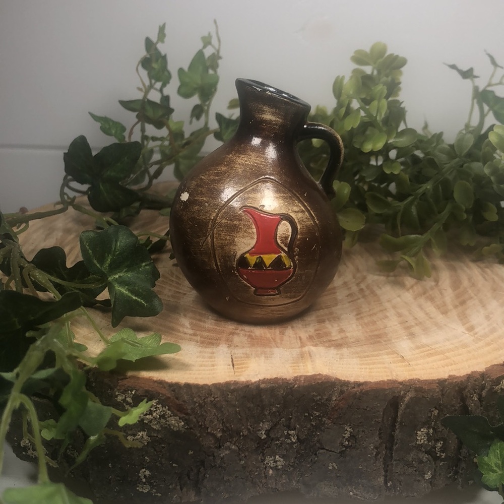 Native American Style Vases (2) - Picture 8 of 9